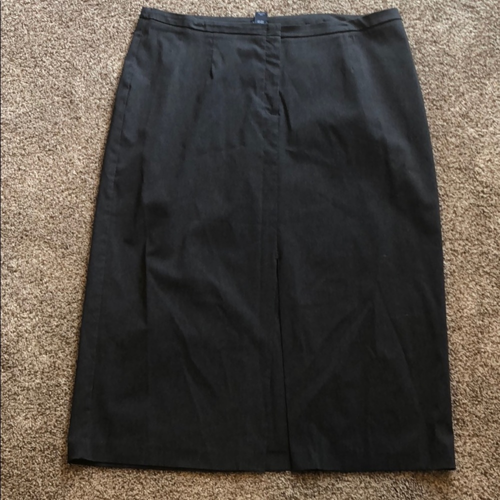 🔷Dark Grey Skirt